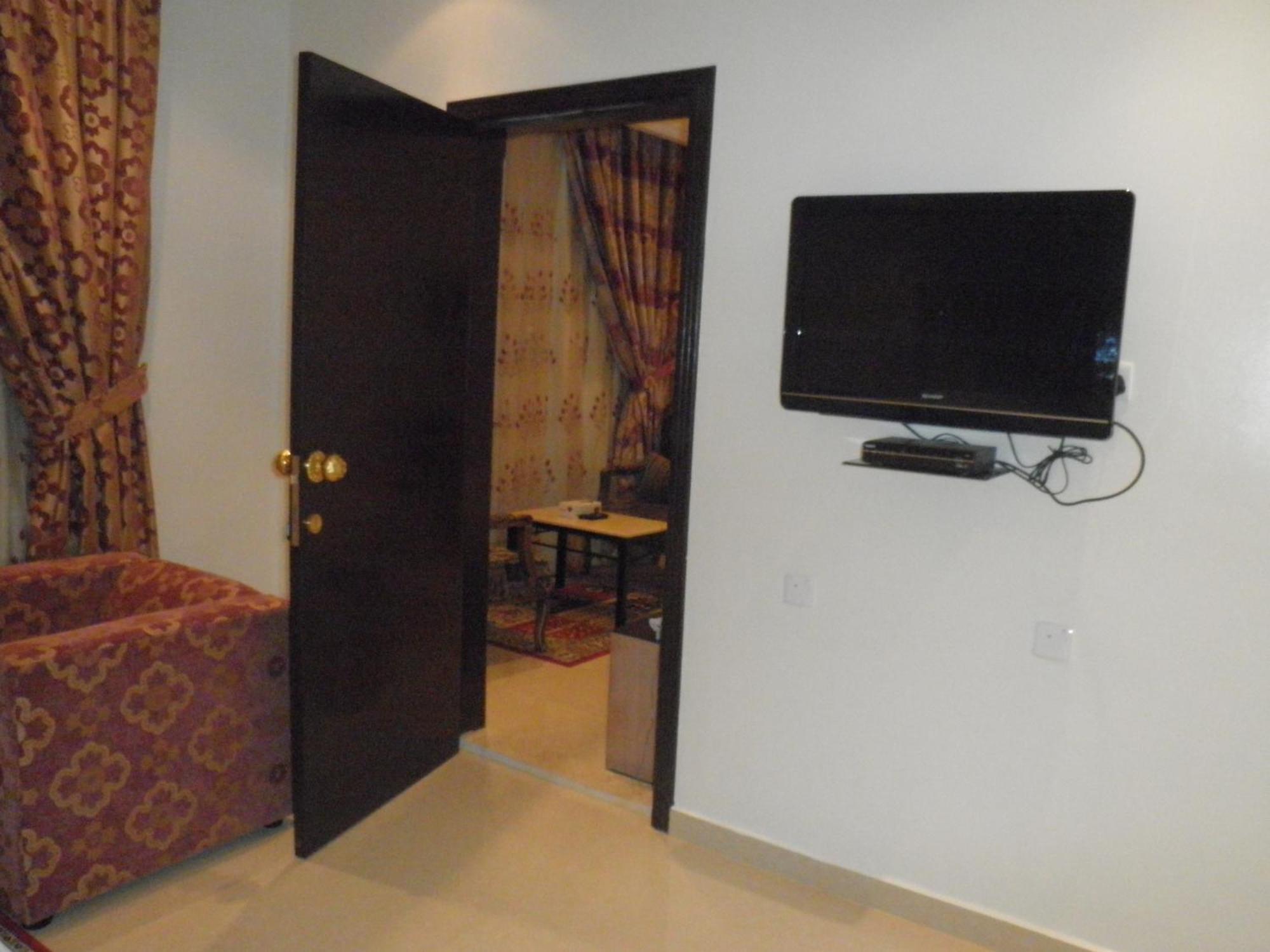 Marina Royal Hotel Suites Kuwait City Exterior photo