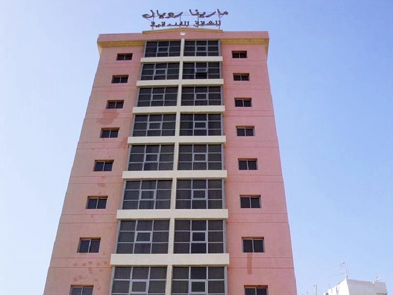 Marina Royal Hotel Suites Kuwait City Exterior photo
