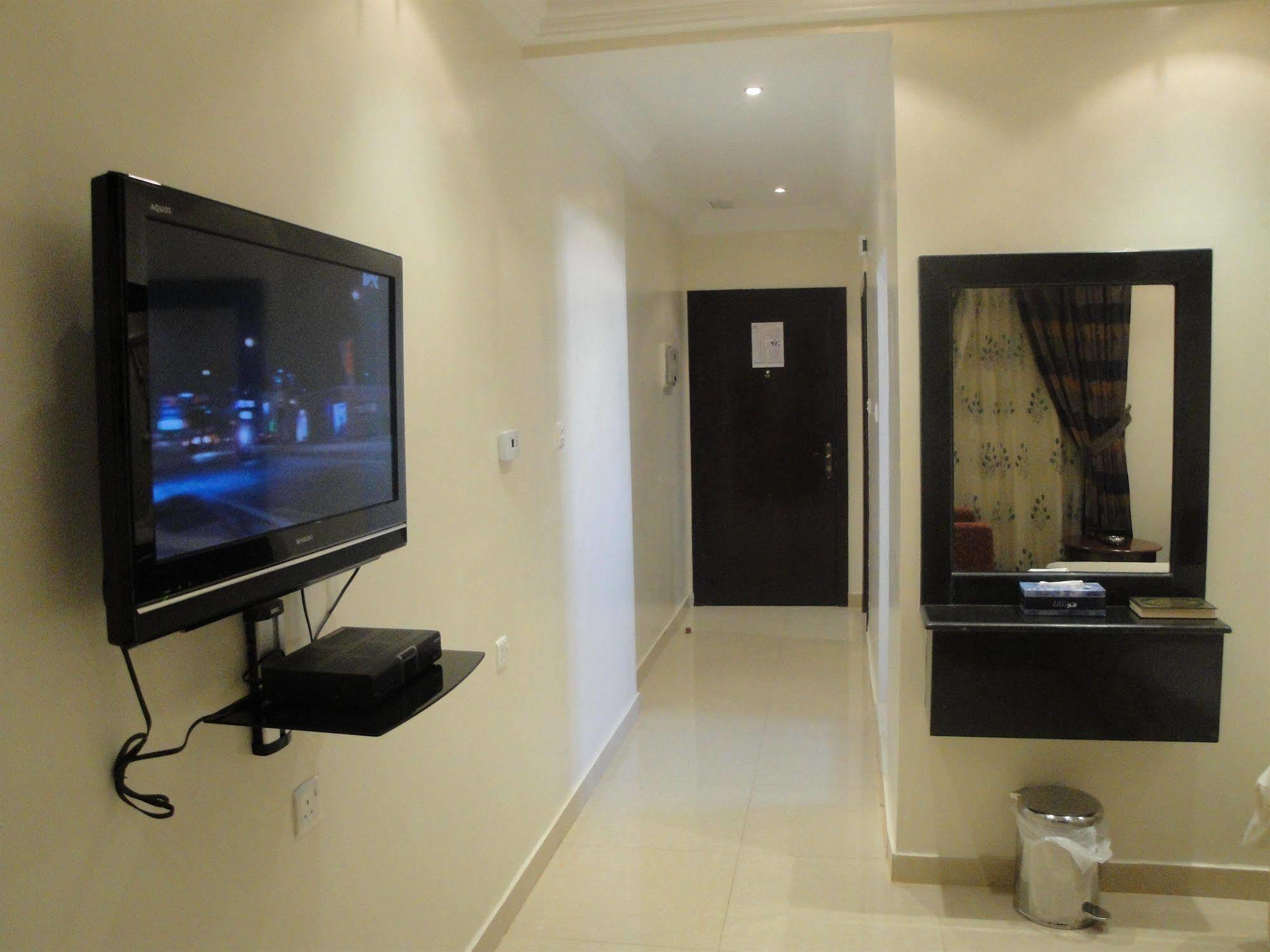 Marina Royal Hotel Suites Kuwait City Exterior photo