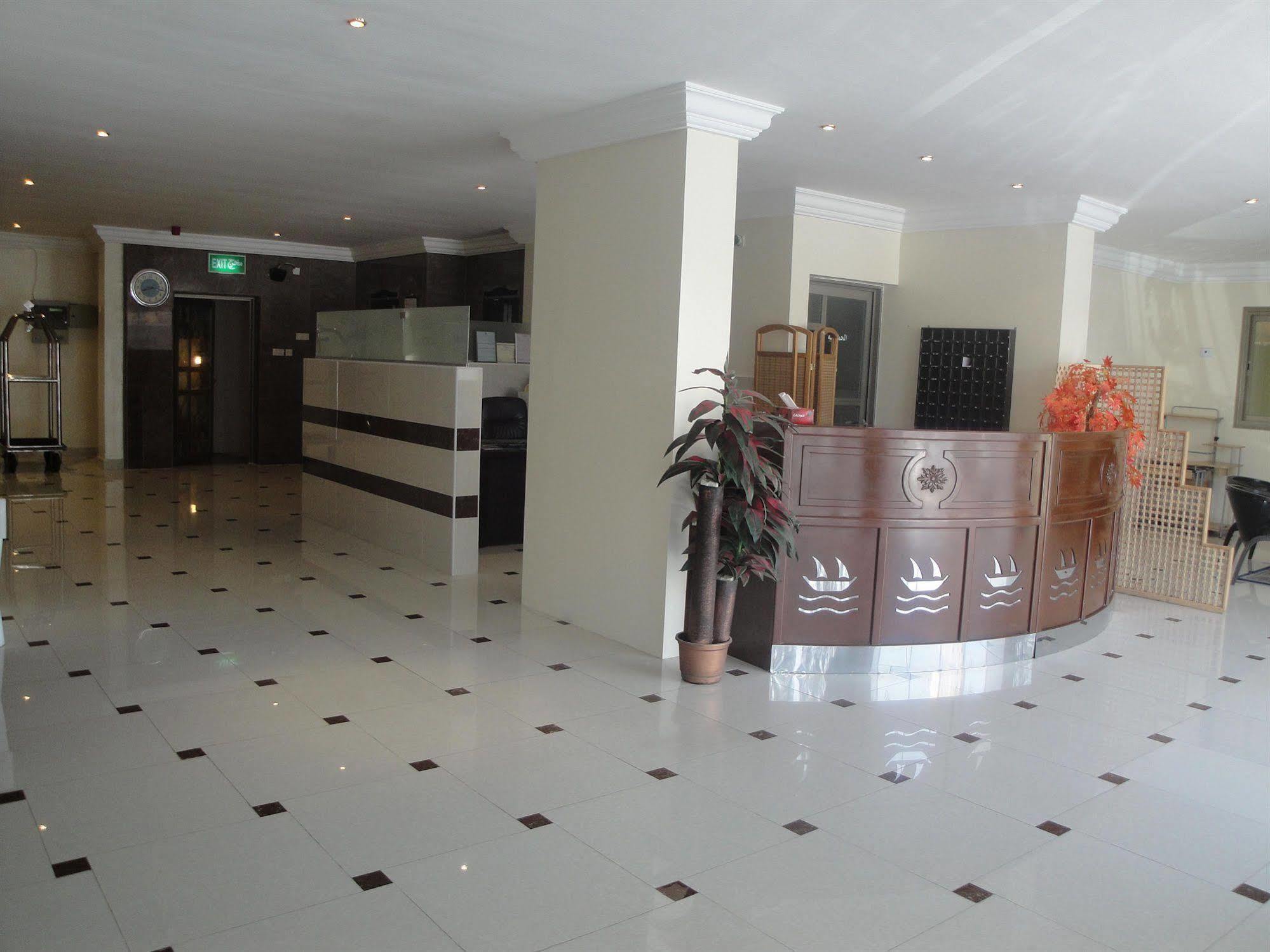 Marina Royal Hotel Suites Kuwait City Exterior photo